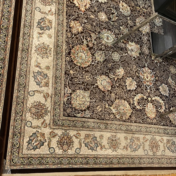 Carpet for sell - Picture 2 of 2